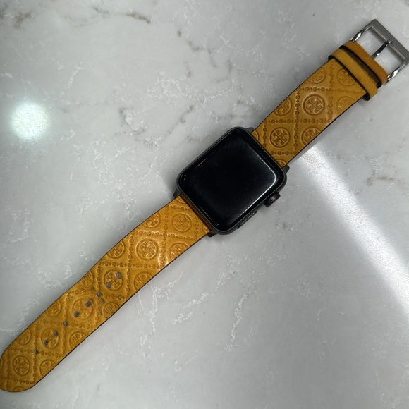Set of 3- Apple Watch bands - Apple brand & Tory Burch - Picture 5 of 6